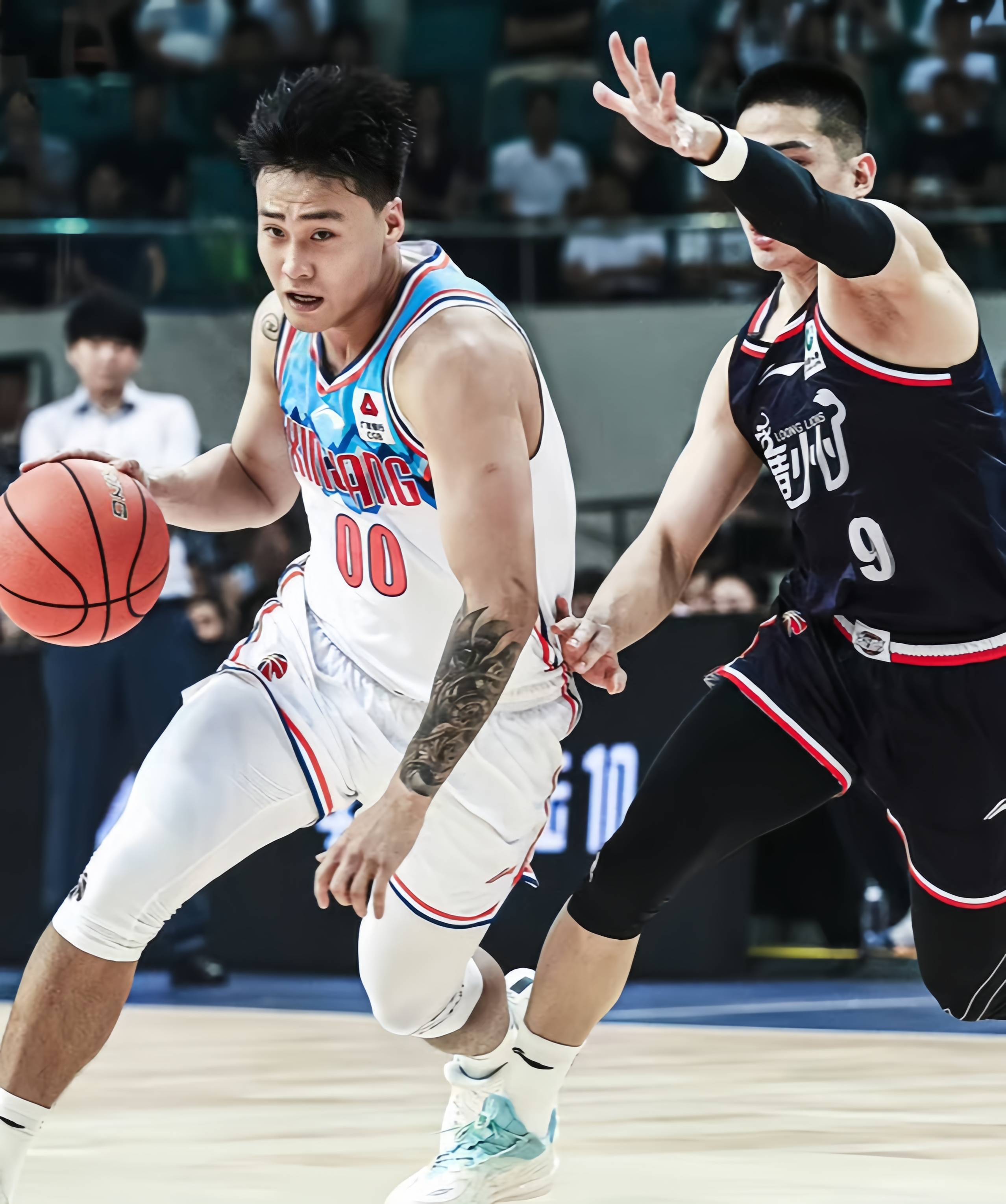 爱游戏-CBA季后赛转会期走向成谜；底特律活塞主帅复盘；更衣室稳定；阵容厚度经受考验