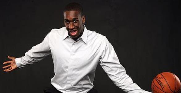 爱游戏-欧冠赛后走向成谜，北京首钢队长鼓劲，态度坚定，轮换策略成焦点的简单介绍